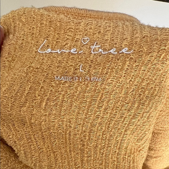 Mustard Ribbed Crop Top - Picture 3 of 3